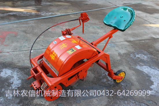 IGM-60B型(xing)直拉滅茬(cha)還田機