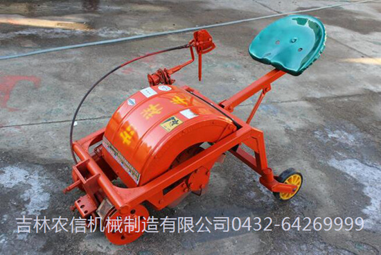 1GM-60B型(xíng)直拉滅茬(cha)還田機